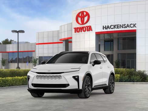 New 2026 Toyota Crown Signia image 1