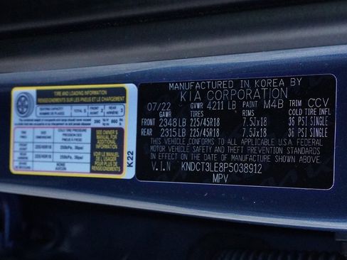 Used 2023 Kia Niro SX Touring image 47