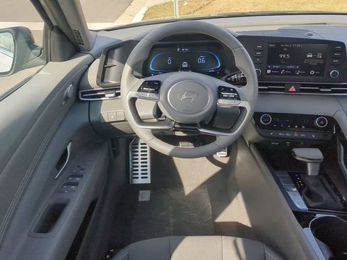 New 2026 Hyundai Elantra SEL Sport Premium FWD image 17