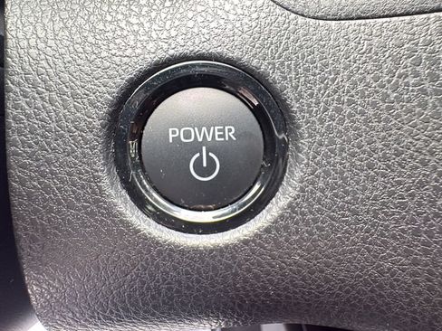 Used 2025 Toyota Camry SE w/ Convenience Package FWD image 24