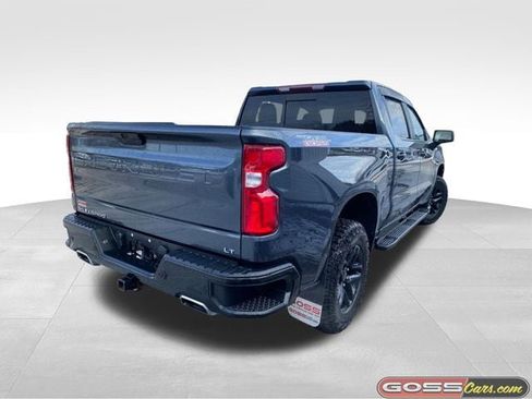 Used 2021 Chevrolet Silverado 1500 LT Trail Boss w/ Convenience Package II image 3