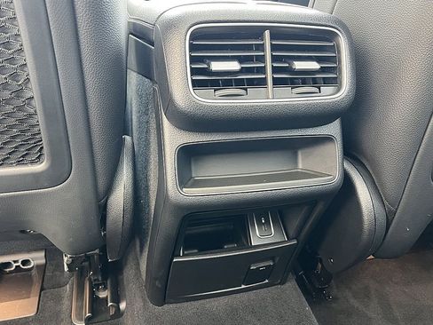 Used 2020 Mercedes-Benz GLE 350 4MATIC image 12