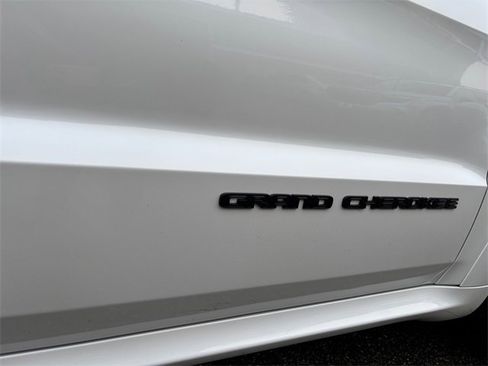 Used 2020 Jeep Grand Cherokee SRT image 28