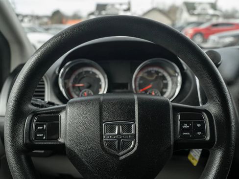 Used 2011 Dodge Grand Caravan Mainstreet w/ PWR Convenience Group image 17