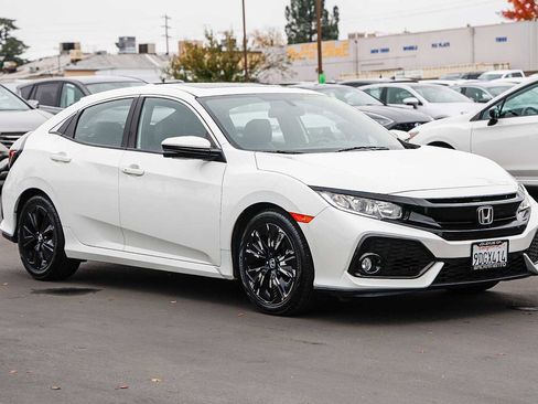 Used 2018 Honda Civic EX-L image 6