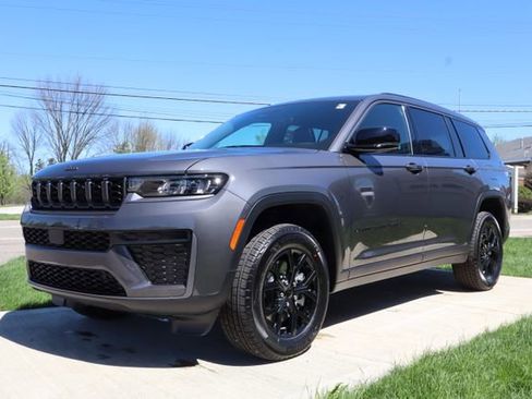 New 2026 Jeep Grand Cherokee L 4WD image 8