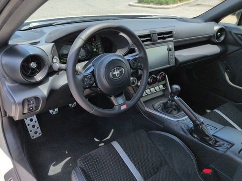 Certified 2025 Toyota GR86 Premium RWD image 15