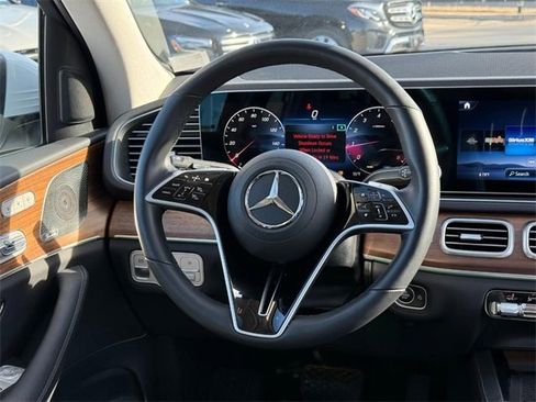 Certified 2025 Mercedes-Benz GLE 350 4MATIC image 14