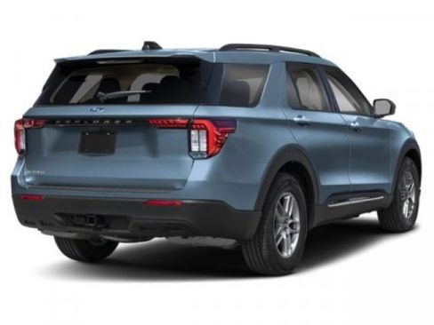New 2026 Ford Explorer Active image 2