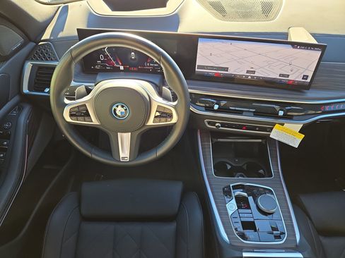 Used 2026 BMW X5 xDrive50e w/ M Sport Package image 14