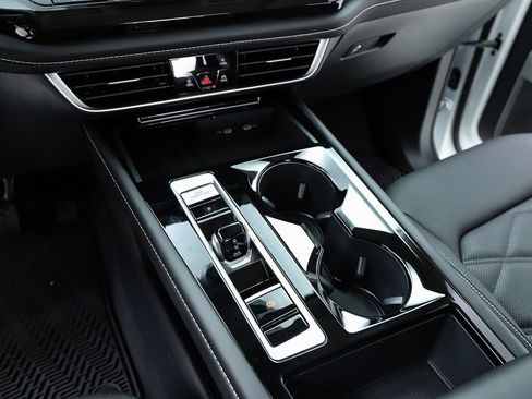 New 2026 Volkswagen Atlas SE image 63