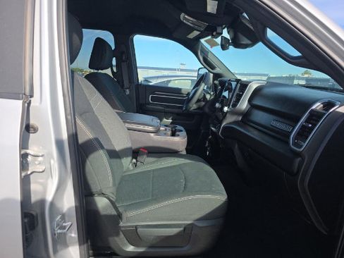 Used 2026 RAM 2500 Big Horn AWD/4WD image 2