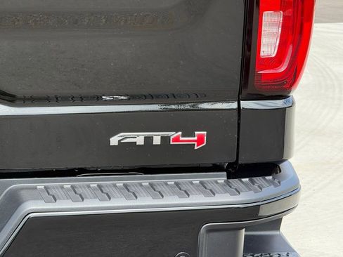 Used 2025 GMC Sierra 1500 AT4 w/ AT4 Premium Package AWD/4WD image 45