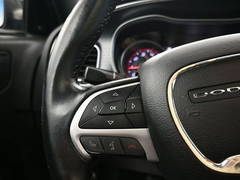 Used 2015 Dodge Charger SXT image 14