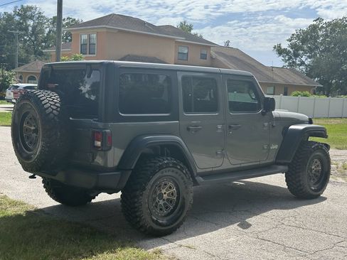 Used 2018 Jeep Wrangler Unlimited Sport S AWD/4WD image 15