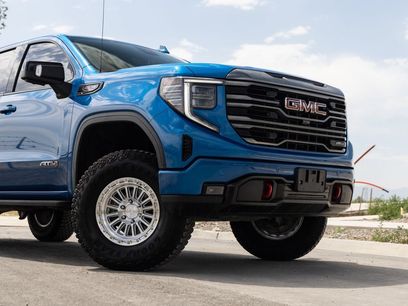 Used 2024 GMC Sierra 1500 AT4 w/ Technology Package