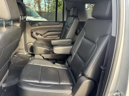 Used 2017 GMC Yukon XL SLT w/ Premium Edition image 10