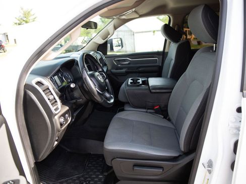 Used 2020 RAM 1500 Big Horn AWD/4WD image 20