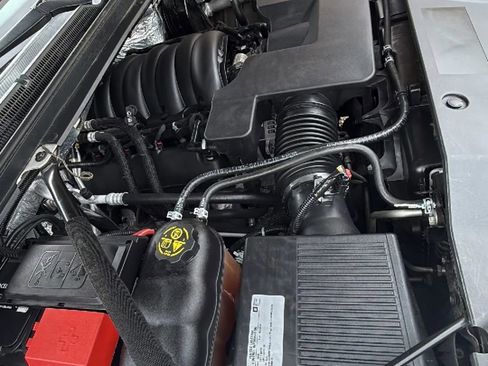 Used 2016 Chevrolet Tahoe LT RWD image 45