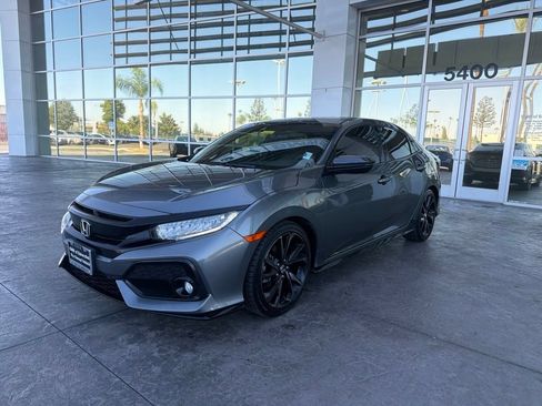 Used 2018 Honda Civic Sport Touring image 1