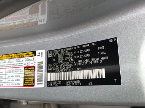 Used 2024 Toyota Grand Highlander AWD Hybrid image 30