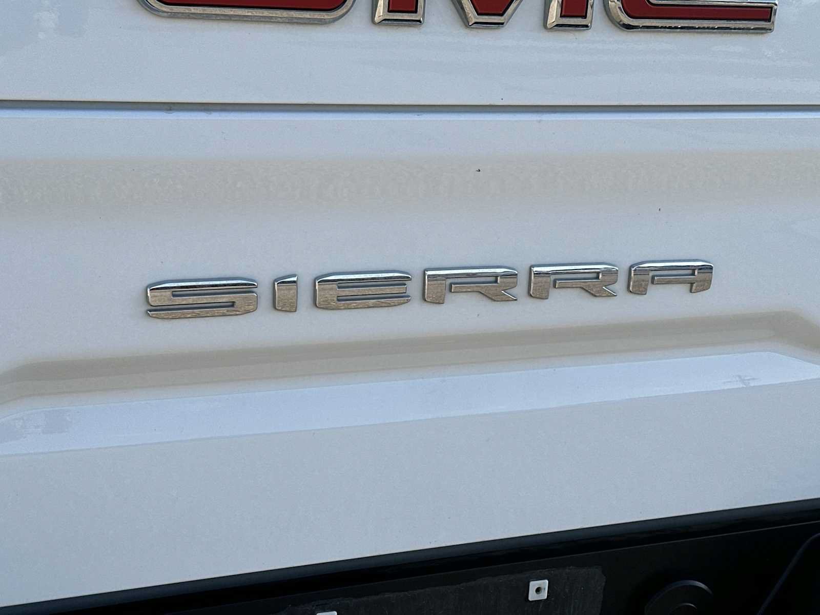 Used 2025 GMC Sierra 1500 Elevation w/ Elevation Premium Package RWD image 15