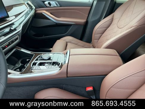 Used 2026 BMW X5 xDrive40i AWD/4WD image 12