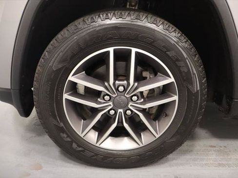Certified 2020 Jeep Grand Cherokee Limited AWD/4WD image 27