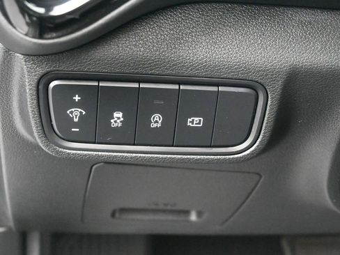 Used 2023 Kia Soul EX image 16