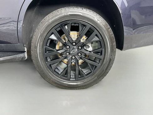 Used 2022 Chevrolet Tahoe Premier AWD/4WD image 34