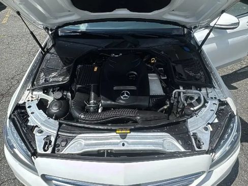 Used 2017 Mercedes-Benz C 300 4MATIC Sedan image 13