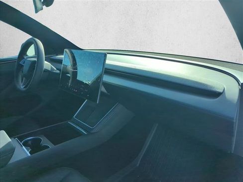Used 2026 Tesla Model Y 2WD image 23
