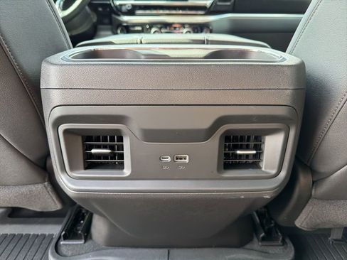 Used 2025 Chevrolet Silverado 1500 LT Trail Boss w/ Convenience Package II image 29