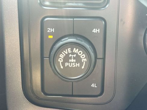 Used 2024 Ford F150 XLT w/ Equipment Group 302A MID AWD/4WD image 29