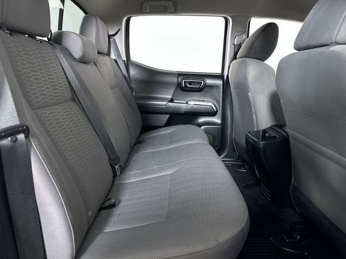 Used 2019 Toyota Tacoma SR5 RWD image 28