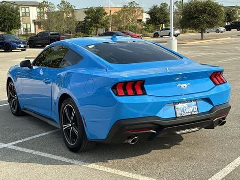 Used 2024 Ford Mustang Coupe RWD image 4