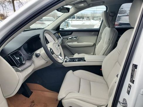 New 2026 Volvo XC90 T8 Ultra w/ Protection Package Premier AWD/4WD image 14