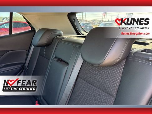 Used 2021 Buick Encore Preferred w/ Safety Package image 35