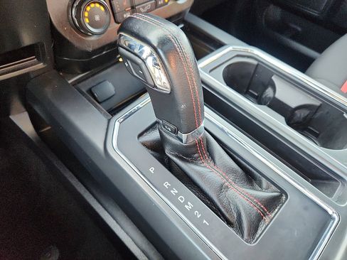 Used 2016 Ford F150 XLT w/ Equipment Group 302A Luxury image 14