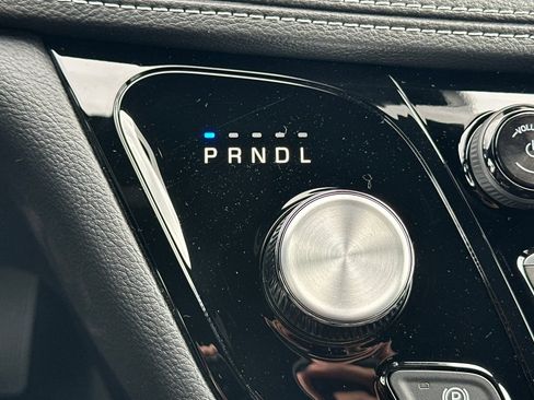 New 2026 Chrysler Pacifica Select FWD image 21