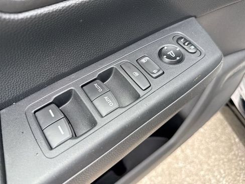 Used 2025 Honda CR-V Sport image 13