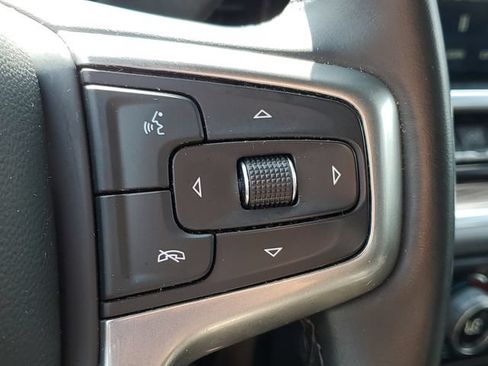 Used 2023 Chevrolet Silverado 1500 LT AWD/4WD image 13