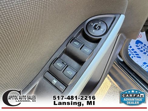 Used 2012 Ford Focus SE FWD image 14