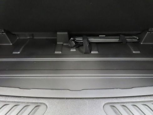 Used 2025 GMC Yukon Elevation w/ Elevation Premium Package image 49