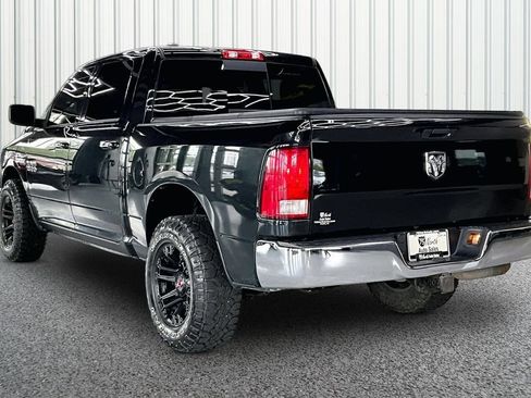 Used 2017 RAM 1500 Classic SLT AWD/4WD image 4