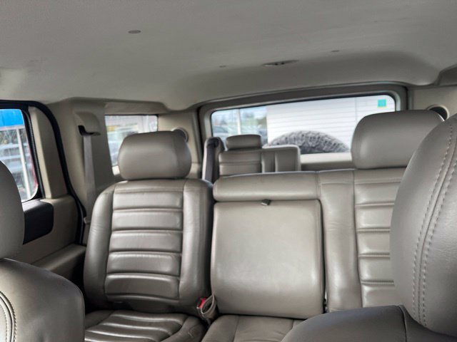Used 2003 HUMMER H2 w/ Preferred Equipment Group AWD/4WD image 10