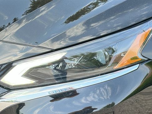 Certified 2023 Nissan Altima 2.5 SV w/ SV Premium Package image 4