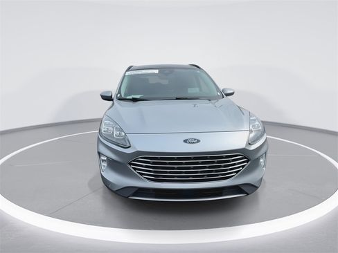 Used 2021 Ford Escape Titanium w/ Titanium Elite Package image 3