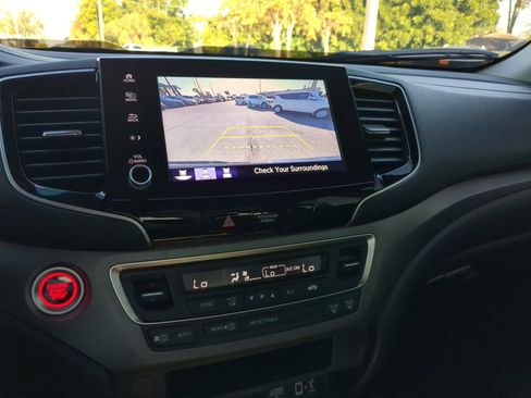 Used 2023 Honda Ridgeline Sport image 22