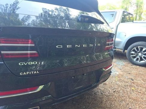 Used 2022 Genesis GV80 3.5T w/ Prestige Package 07 AWD/4WD image 15